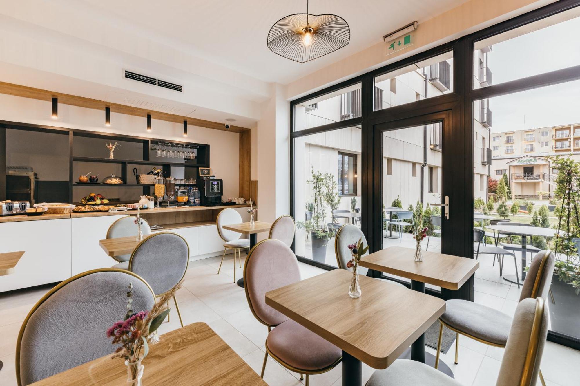Hotel Agora Mures Târgu-Mureş Dış mekan fotoğraf