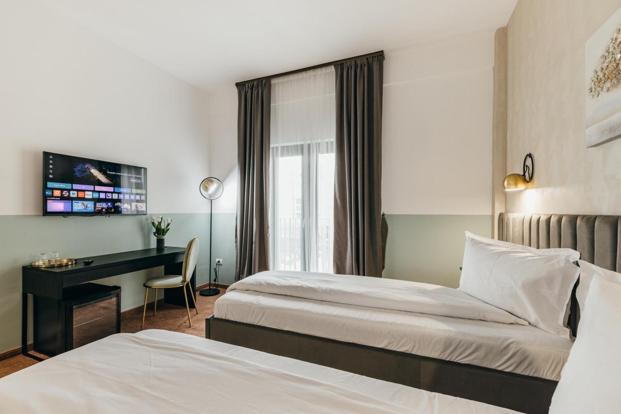 Hotel Agora Mures Târgu-Mureş Dış mekan fotoğraf